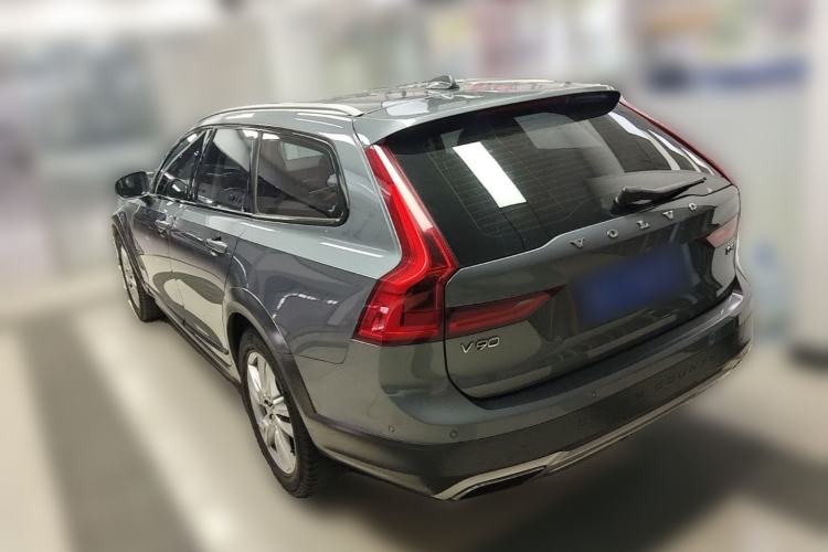 Used Volvo V90  Rear Left 45 Deg