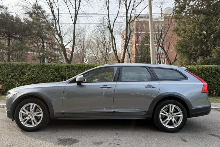 Used Volvo V90 2019 Cross Country T5 AWD Smart Range Version China V Standard Exterior 2