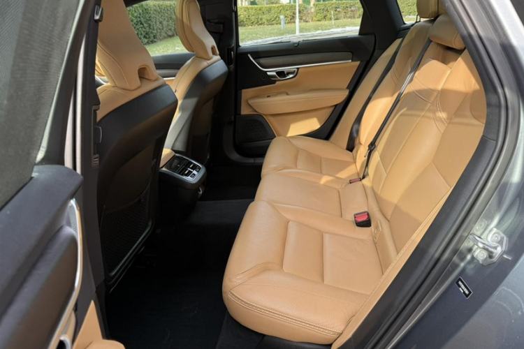 Used Volvo V90 2019 Cross Country T5 AWD Smart Range Version China V Standard Interior 7