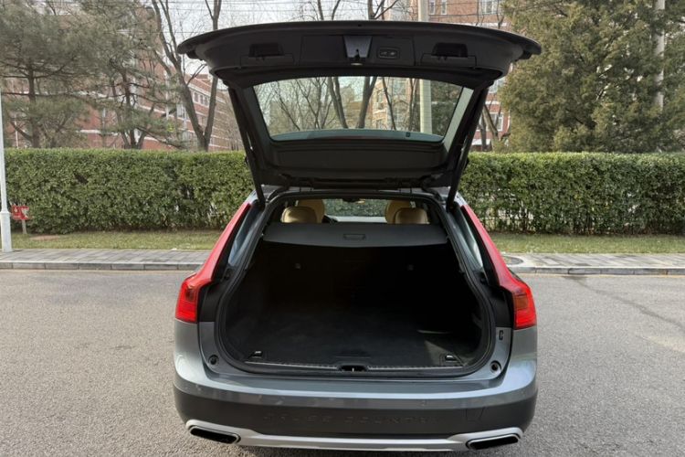 Used Volvo V90 2019 Cross Country T5 AWD Smart Range Version China V Standard Interior 8