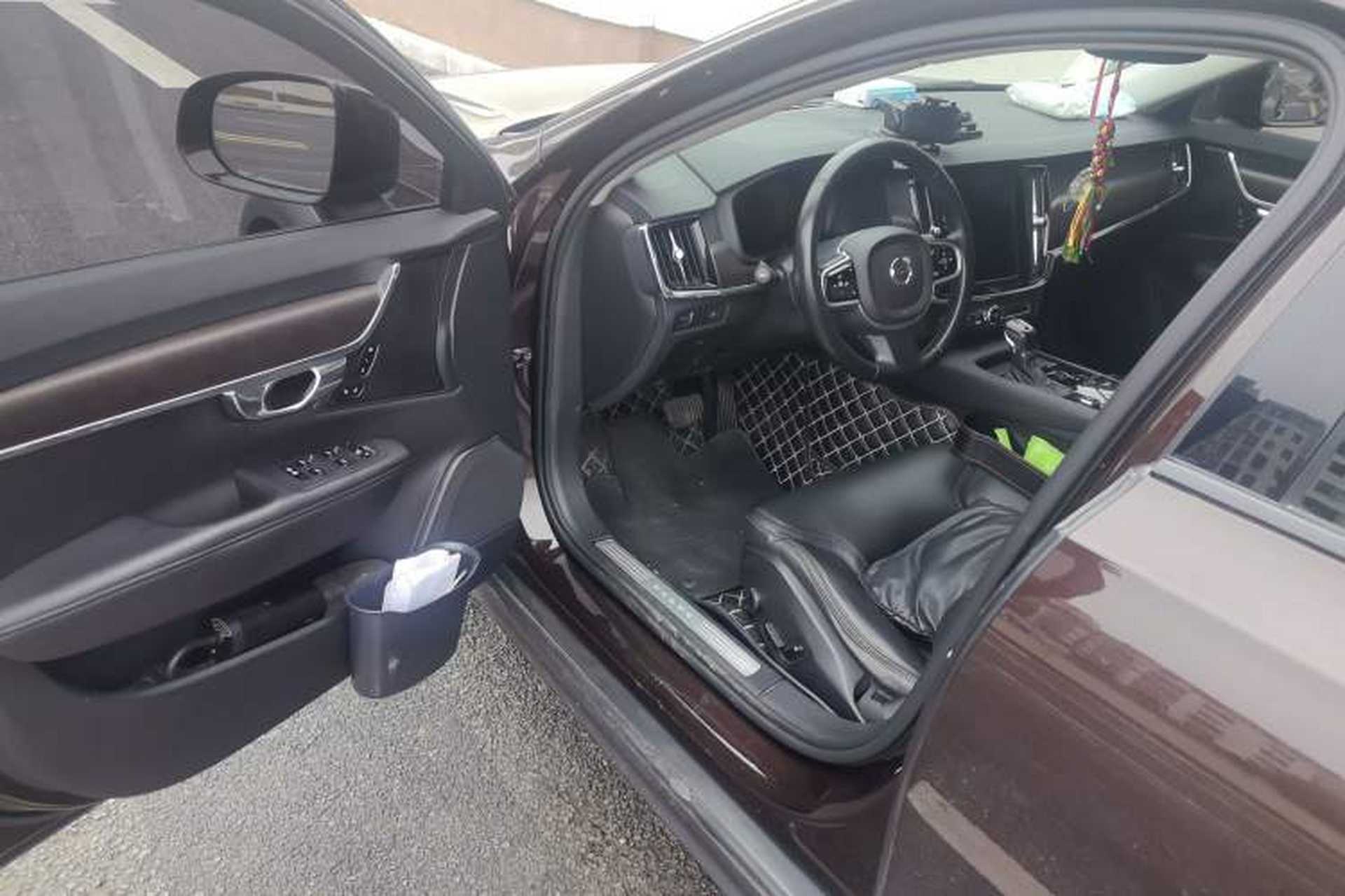 Used Volvo V90 2019 Cross Country T5 AWD Smart Range Version China V Standard Driver Seat