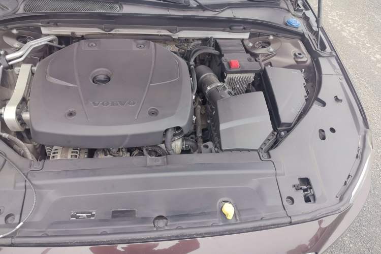 Used Volvo V90 2019 Cross Country T5 AWD Smart Range Version China V Standard Engine Bay Left