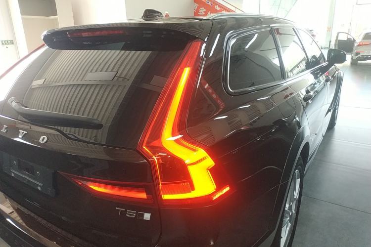 Used Volvo V90 2019 Cross Country T5 AWD Smart Range Version China V Standard Exterior 3