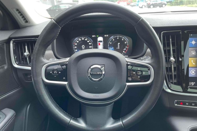 Used Volvo V90 2019 Cross Country T5 AWD Smart Range Version China V Standard Interior 2