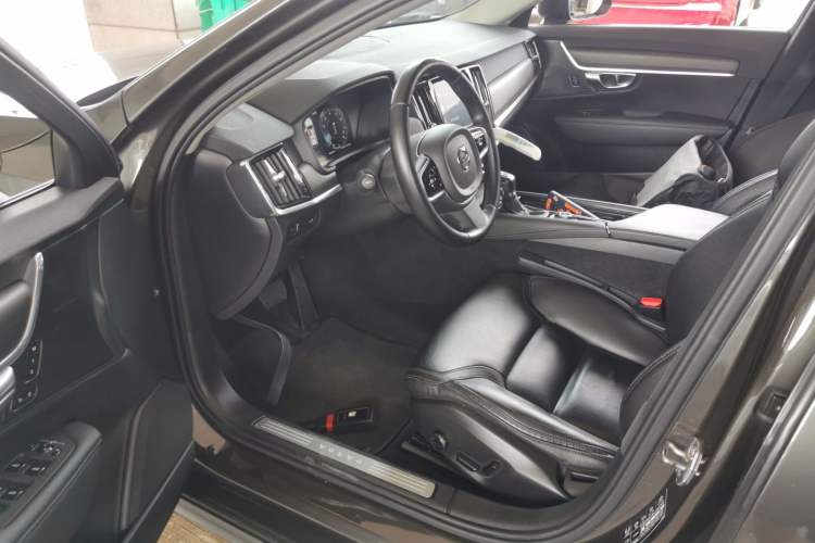 Used Volvo V90 2019 Cross Country T5 AWD Smart Range Version China V Standard Left Front Seat