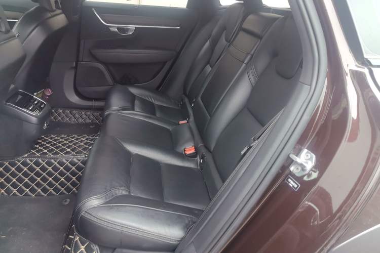 Used Volvo V90 2019 Cross Country T5 AWD Smart Range Version China V Standard Left Rear Seat