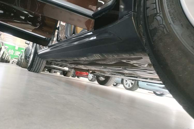 Used Volvo V90 2019 Cross Country T5 AWD Smart Range Version China V Standard Right Side Sill