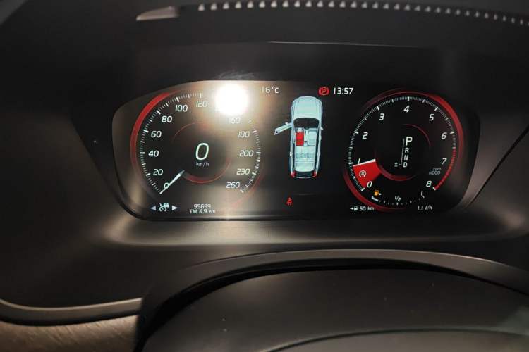 Used Volvo V90 2019 Cross Country T5 AWD Smart Range Version China V Standard Instrument Cluster