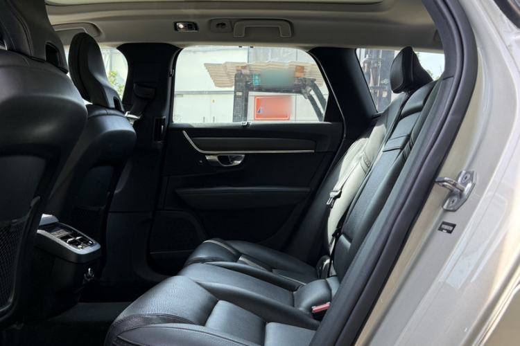 Used Volvo V90 2019 Cross Country T5 AWD Smart Range Version China V Standard Interior 2