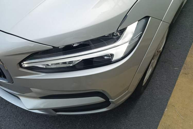 Used Volvo V90 2019 Cross Country T5 AWD Smart Range Version China V Standard Left Front Headlight