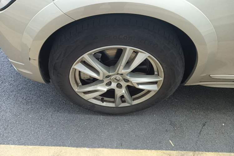 Used Volvo V90 2019 Cross Country T5 AWD Smart Range Version China V Standard Left Front Wheel Hub
