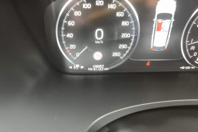 Used Volvo V90 2019 Cross Country T5 AWD Smart Range Version China V Standard Odometer Close Up