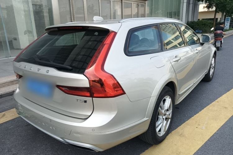 Used Volvo V90 2019 Cross Country T5 AWD Smart Range Version China V Standard Rear Right 45 Deg
