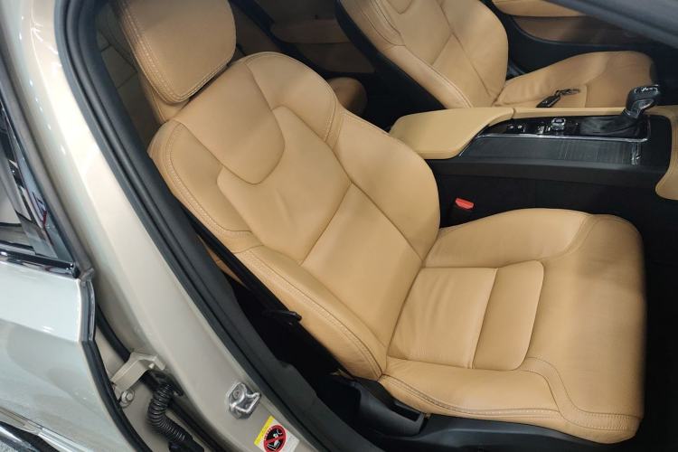 Used Volvo V90 2019 Cross Country T5 AWD Smart Range Version China V Standard Right Front Seat