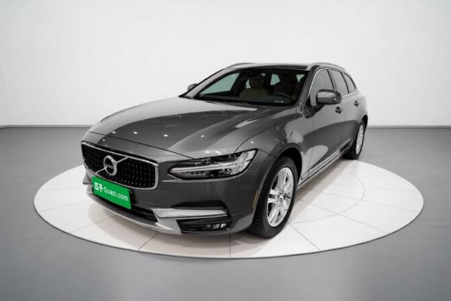 Used Volvo V90 2019 Cross Country T5 AWD Smart Range Version China VI Standard