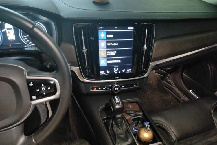 Used Volvo V90 2019 Cross Country T5 AWD Luxury Edition China V Standard Audio And AC Panel