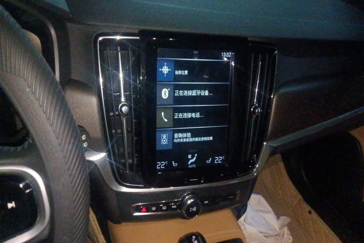 Used Volvo V90 2019 Cross Country T5 AWD Smart Range Version China V Standard Audio And AC Panel