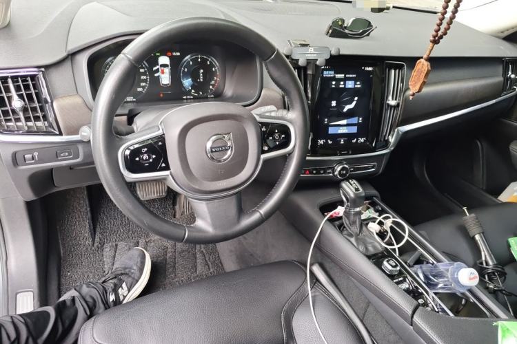 Used Volvo V90 2019 Cross Country T5 AWD Smart Range Version China V Standard Center Console