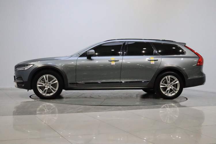 Used Volvo V90 2019 Cross Country T5 AWD Smart Range Version China V Standard Exterior 2