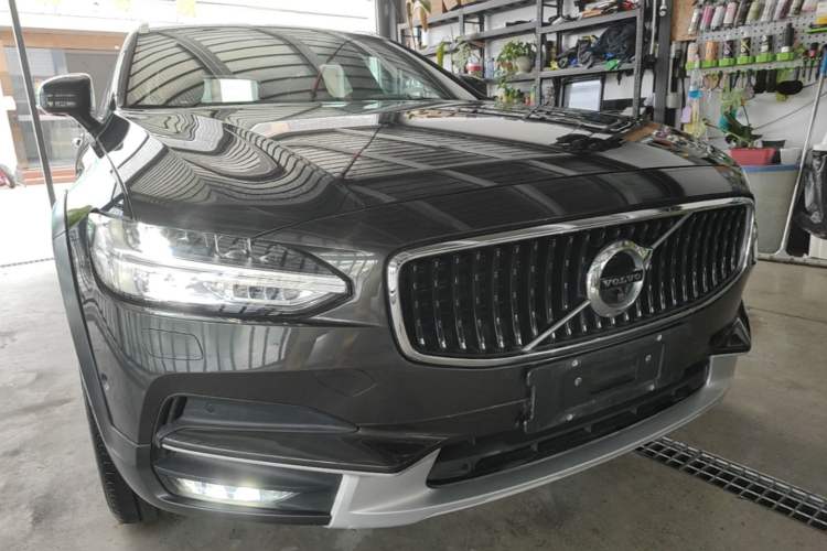 Used Volvo V90 2019 Cross Country T5 AWD Luxury Edition China V Standard Front