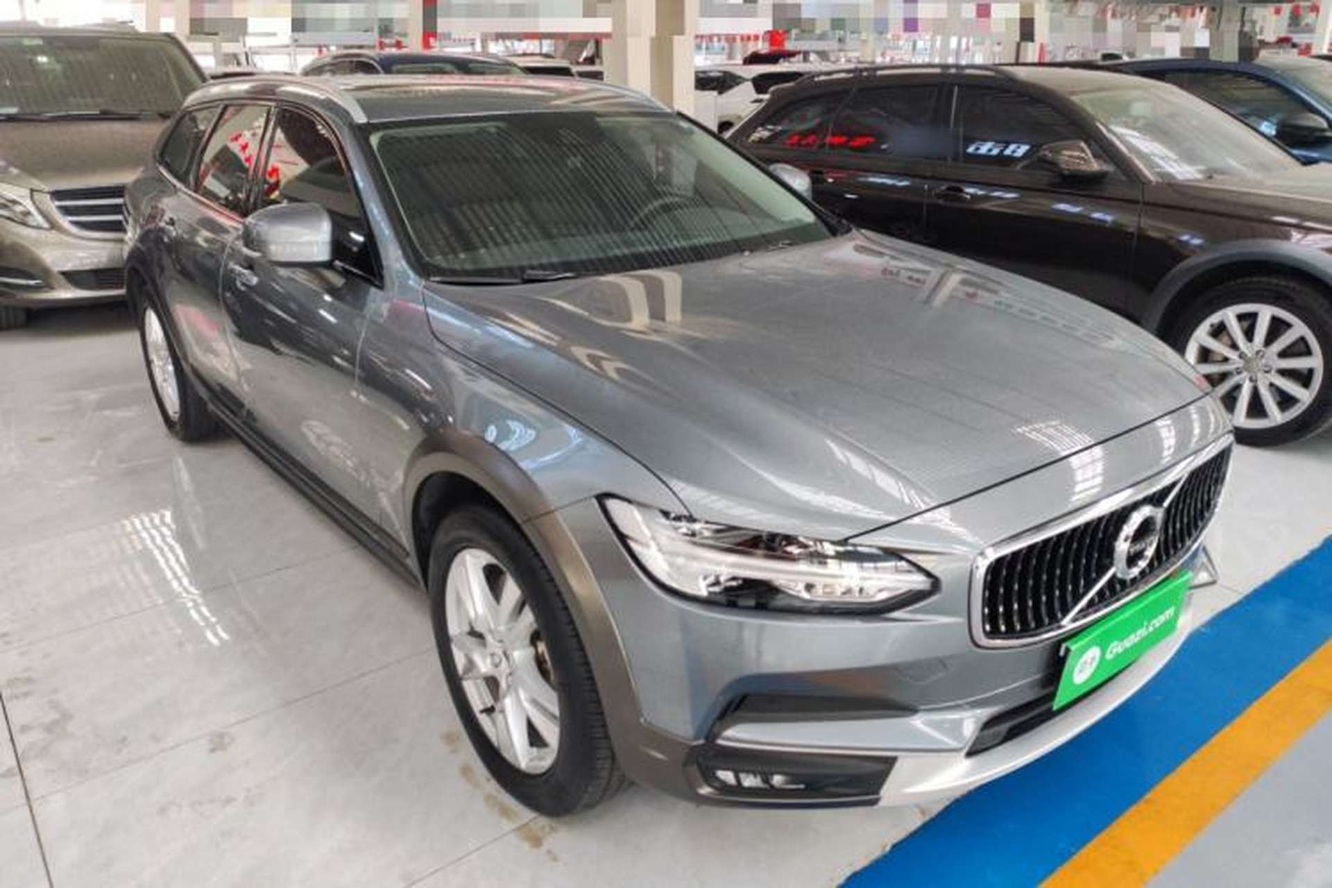 Used Volvo V90 2019 Cross Country T5 AWD Smart Range Version China VI Standard Front Right 45 Deg