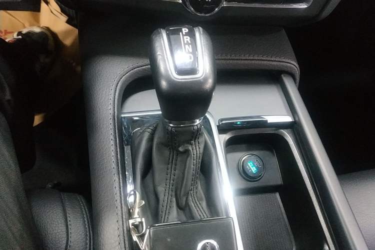 Used Volvo V90 2019 Cross Country T5 AWD Smart Range Version China V Standard Gear Lever