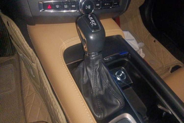 Used Volvo V90 2019 Cross Country T5 AWD Smart Range Version China V Standard Gear Lever