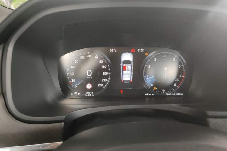 Used Volvo V90 2019 Cross Country T5 AWD Luxury Edition China V Standard Instrument Cluster