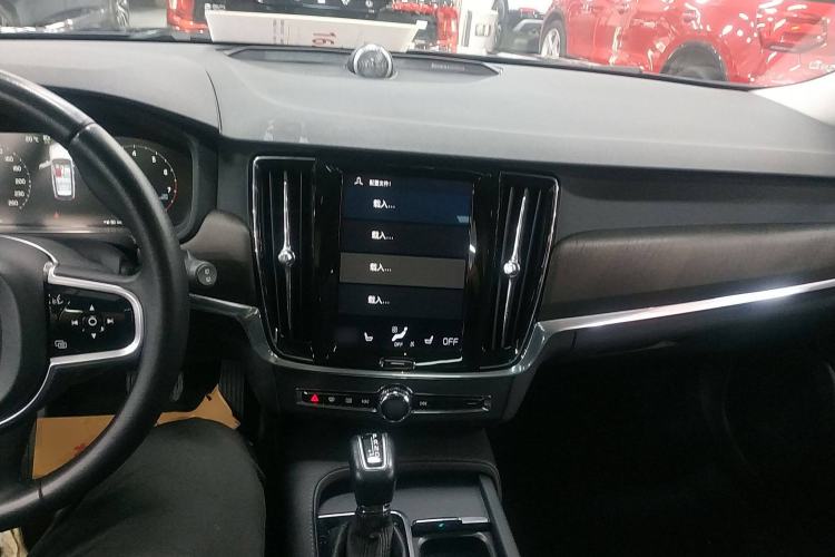 Used Volvo V90 2019 Cross Country T5 AWD Smart Range Version China V Standard Interior 2