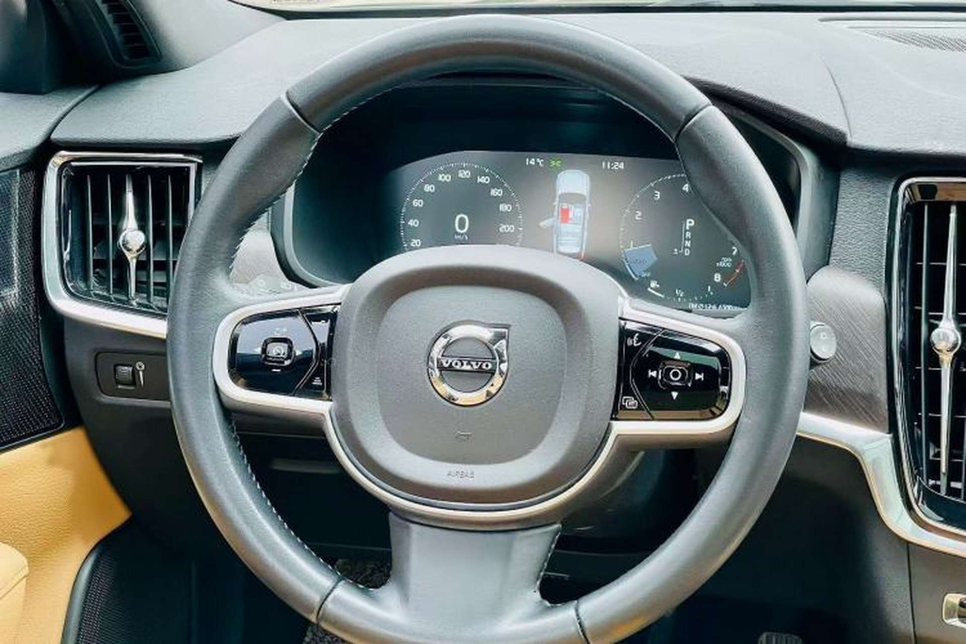 Used Volvo V90 2019 Cross Country T5 AWD Smart Range Version China V Standard Interior 3