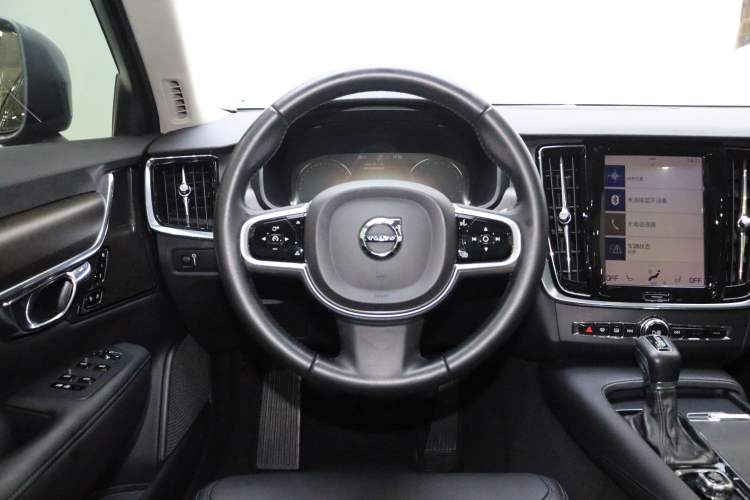 Used Volvo V90 2019 Cross Country T5 AWD Smart Range Version China V Standard Interior 5