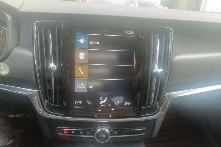 Used Volvo V90 2019 Cross Country T5 AWD Smart Range Version China VI Standard Interior 5