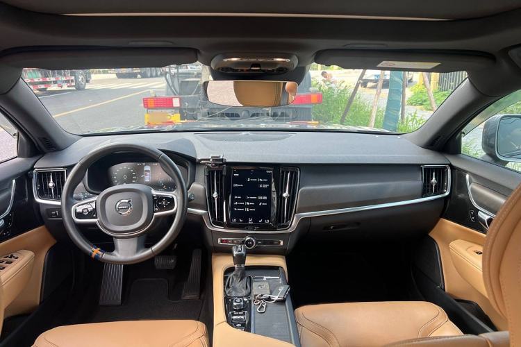 Used Volvo V90 2019 Cross Country T5 AWD Smart Range Version China V Standard Interior 8