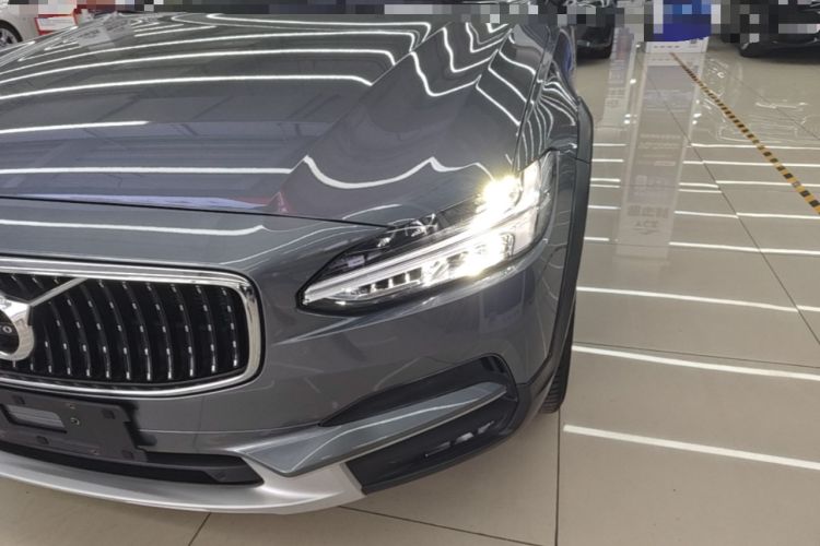 Used Volvo V90 2019 Cross Country T5 AWD Smart Range Version China VI Standard Left Front Headlight