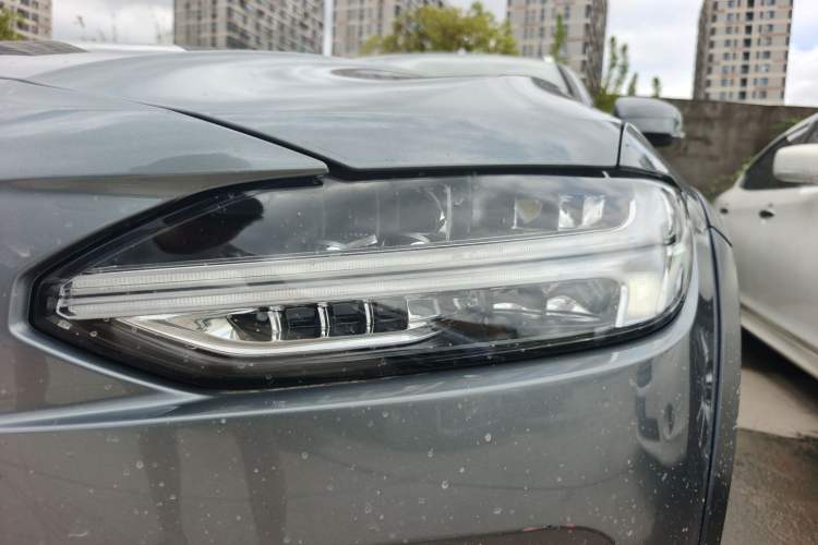 Used Volvo V90 2019 Cross Country T5 AWD Smart Range Version China V Standard Left Front Headlight