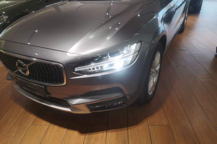 Used Volvo V90 2019 Cross Country T5 AWD Smart Range Version China V Standard Left Front Headlight