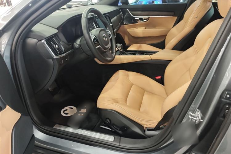Used Volvo V90 2019 Cross Country T5 AWD Smart Range Version China VI Standard Left Front Seat