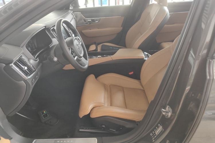Used Volvo V90 2019 Cross Country T5 AWD Luxury Edition China V Standard Left Front Seat