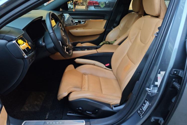 Used Volvo V90 2019 Cross Country T5 AWD Luxury Edition China VI Standard Left Front Seat