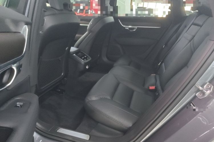 Used Volvo V90 2019 Cross Country T5 AWD Smart Range Version China VI Standard Left Rear Seat
