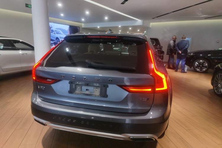 Used Volvo V90 2019 Cross Country T5 AWD Smart Range Version China V Standard Rear