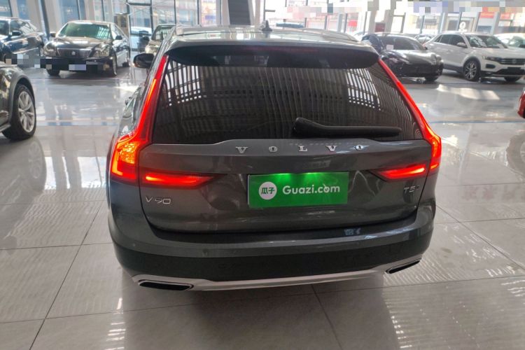Used Volvo V90 2019 Cross Country T5 AWD Smart Range Version China VI Standard Rear