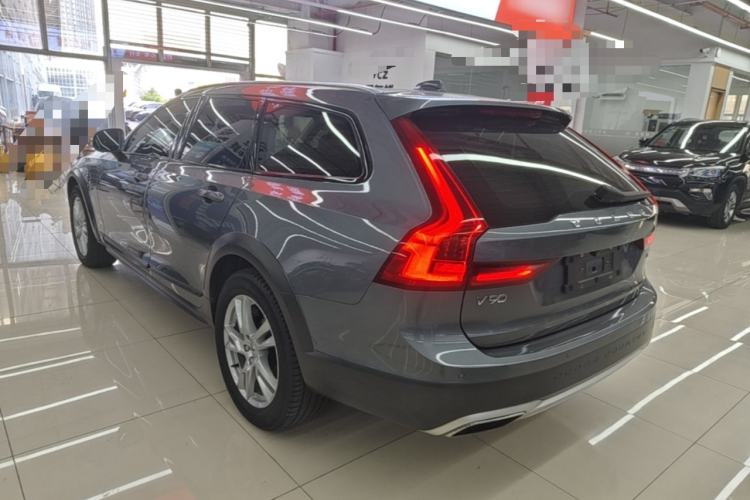 Used Volvo V90 2019 Cross Country T5 AWD Smart Range Version China VI Standard Rear Left 45 Deg