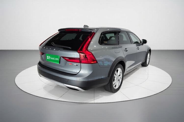 Used Volvo V90 2019 Cross Country T5 AWD Smart Range Version China VI Standard Rear Right 45 Deg