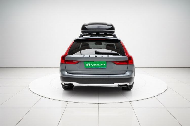 Used Volvo V90 2019 Cross Country T5 AWD Luxury Edition China VI Standard Rear