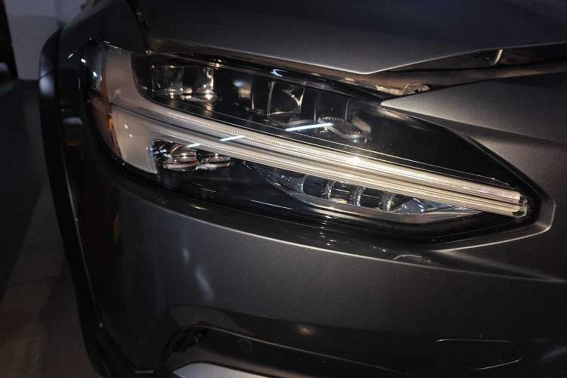 Used Volvo V90 2019 Cross Country T5 AWD Smart Range Version China V Standard Right Front Headlight