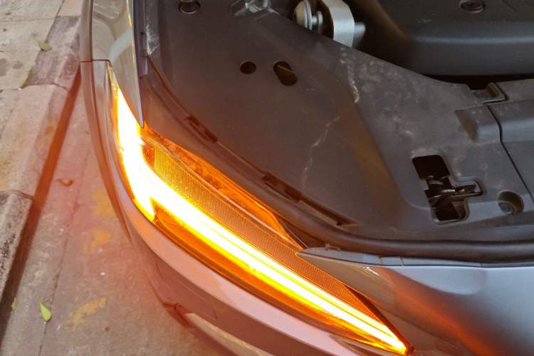 Used Volvo V90 2019 Cross Country T5 AWD Luxury Edition China VI Standard Right Front Headlight