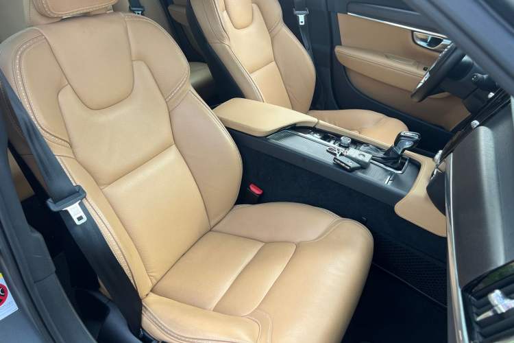 Used Volvo V90 2019 Cross Country T5 AWD Smart Range Version China V Standard Right Front Seat