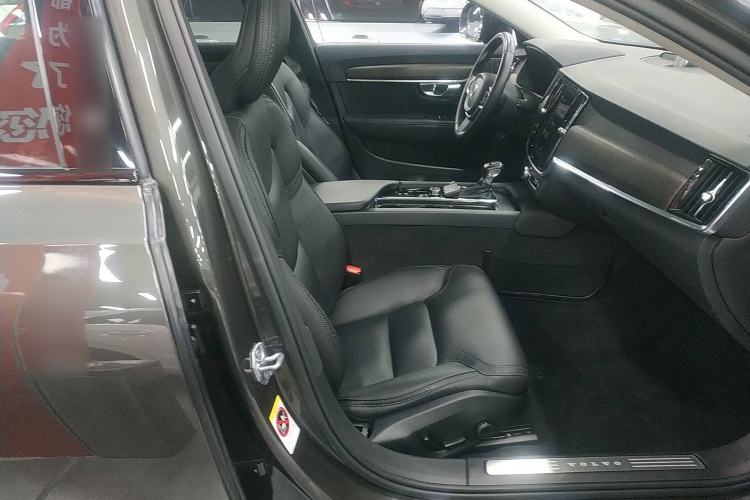 Used Volvo V90 2019 Cross Country T5 AWD Smart Range Version China V Standard Right Front Seat