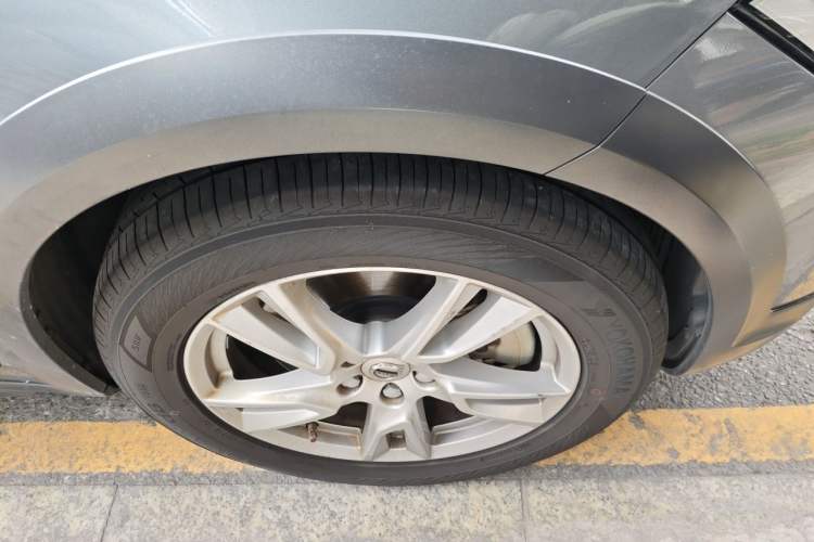 Used Volvo V90 2019 Cross Country T5 AWD Smart Range Version China V Standard Right Front Wheel Hub